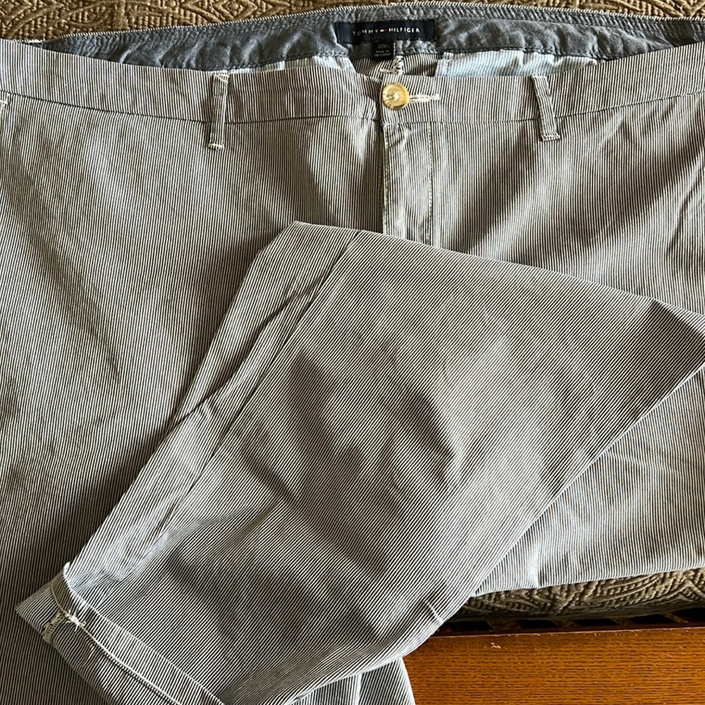 Tommy Hilfiger women’s trousers in size 22W